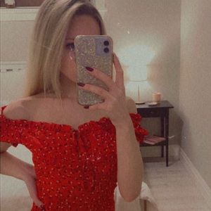 Meet your Posher, Faith